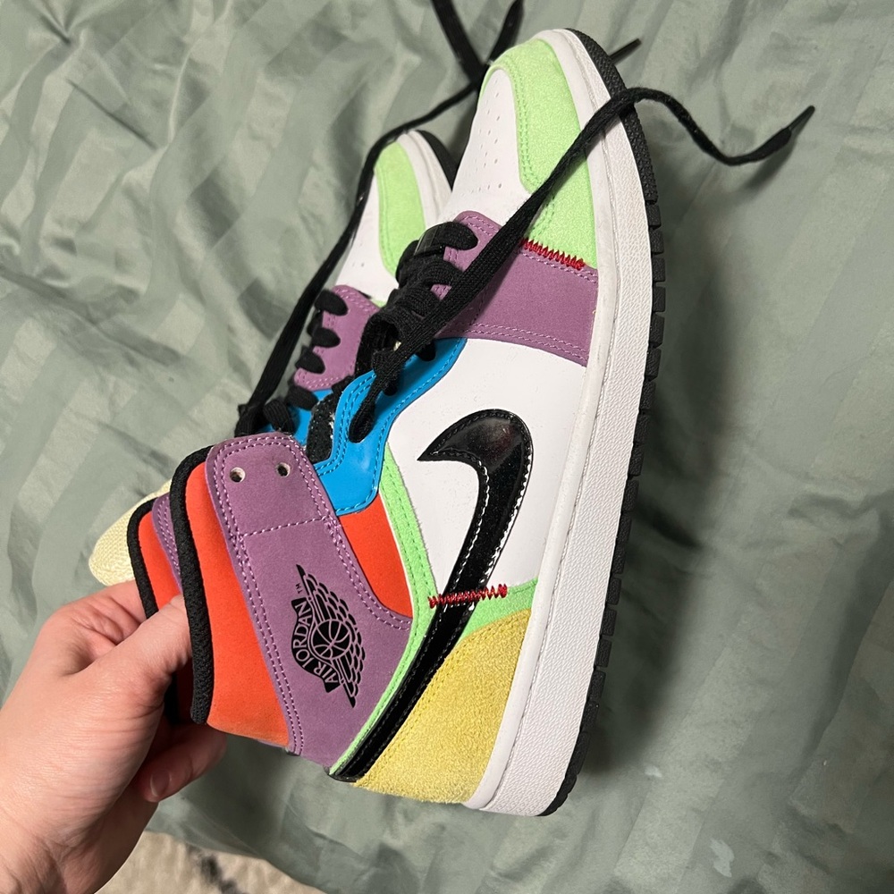 Air Jordan Lightbulb Sneakers